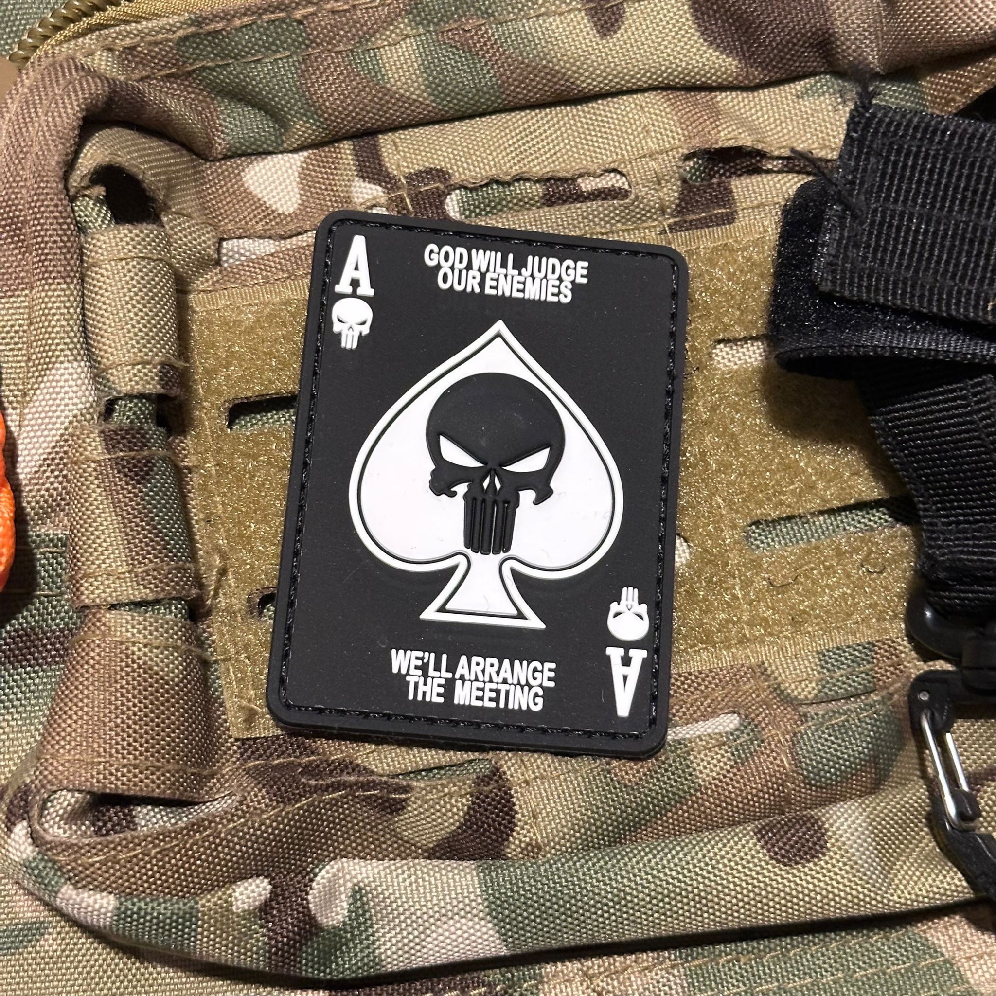 Parche PVC 3D con velcro – PUNISHER - Carta Poker AS - vista 3