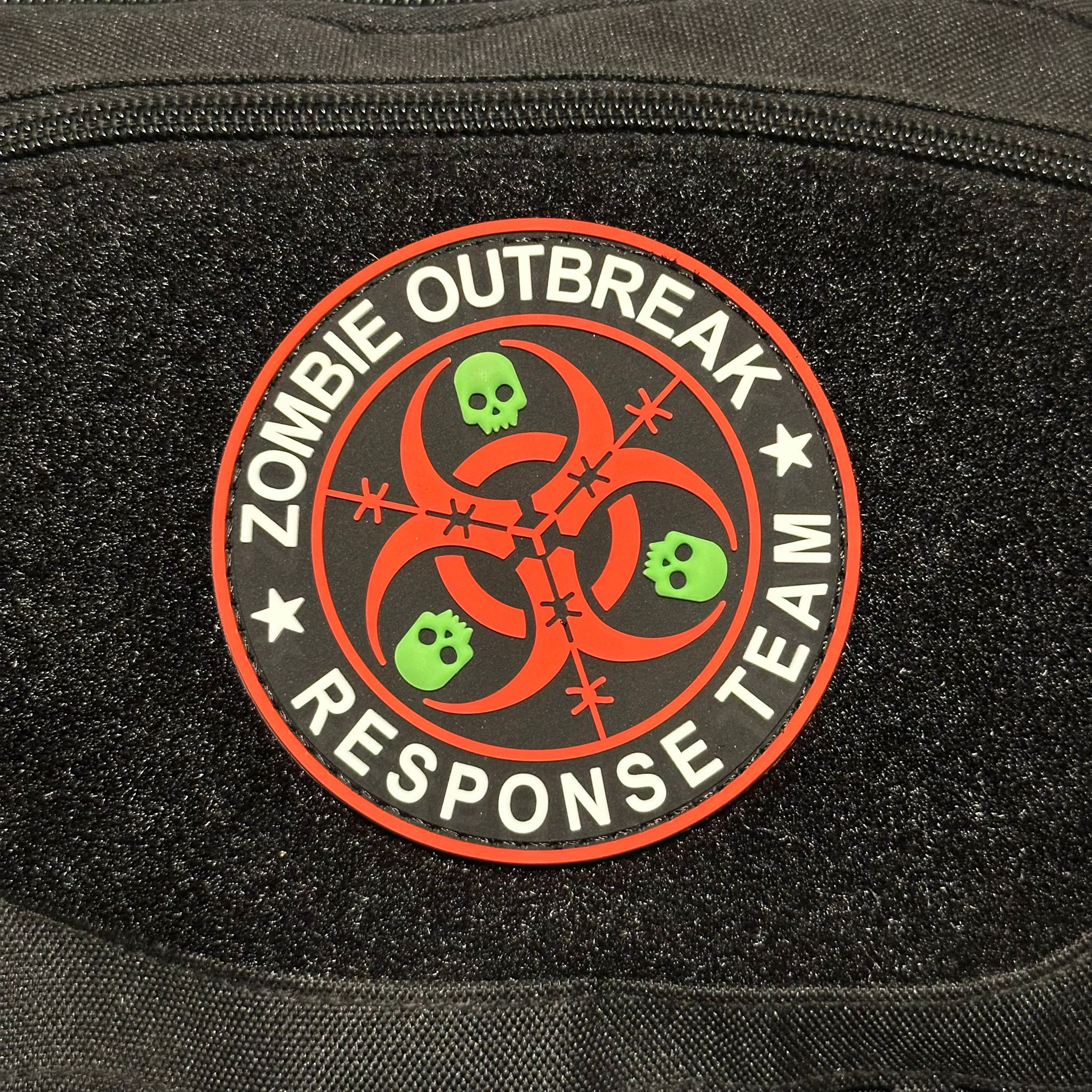 Parche PVC 3D con velcro – ZOMBIES Outbreak - vista 3